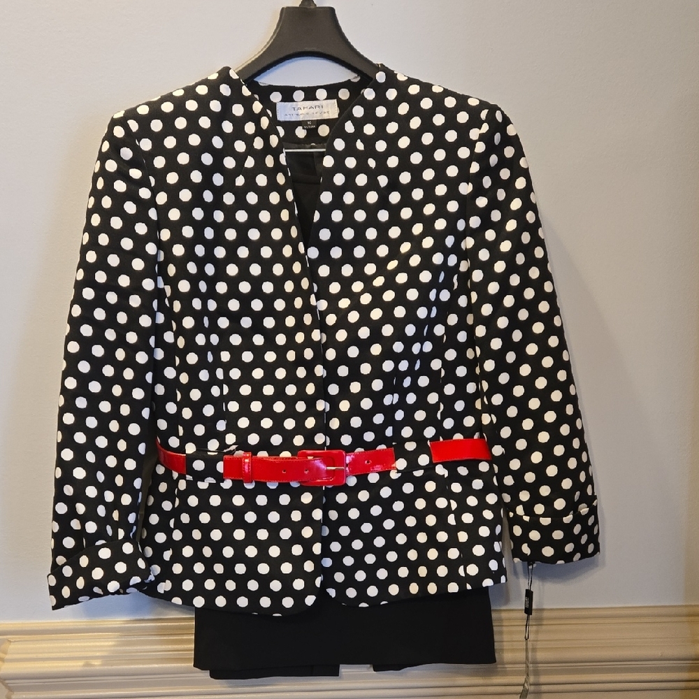Tahari size 10 Black and White Polka Dot Blazer with Red Belt Skirt Suit NWT
